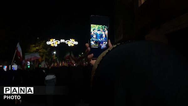 آینده‌سازان شازند در میدانِ اتحاد؛ نسل چهارمی‌ها پای‌کار اقتدار ایران