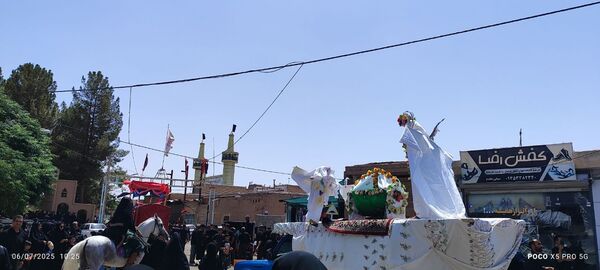 عزاداری روز عاشورا در کاشمر 