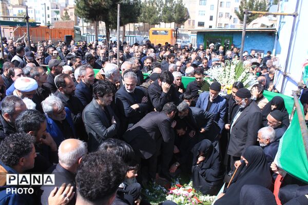 تشییع پیکر شهید سرگرد «جواد عبدی» در حملات آمریکایی - صهیونی