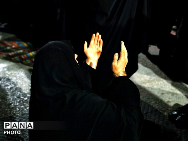 گلوگاه، شب جمعه‌ای به رنگ انتظار و بیعت