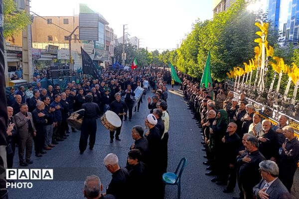 طنین اشک و ماتم در سوگ سالار شهیدان در اسلام آباد غرب