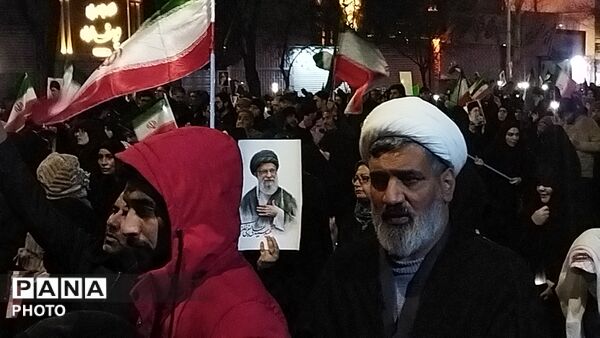قاب هایی از حضورـ۳