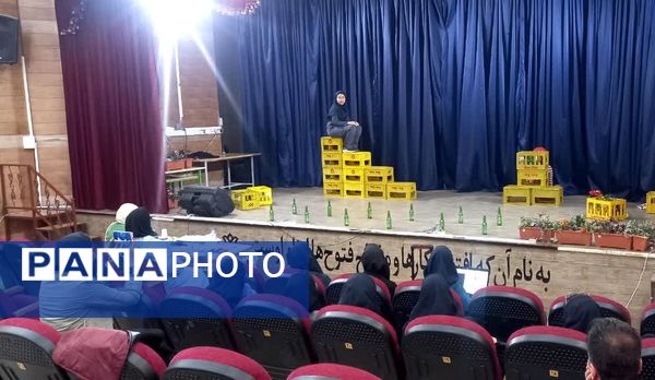 قطار داوری آثار چهل و سومین جشنواره فرهنگی هنری آموزش و پرورش ناحیه ۳ به ایستگاه پایانی رسید