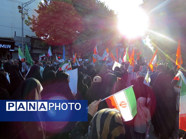 بازدید مدیرکل آموزش پرورش استان خراسان شمالی از غرفه‌های غدیرخم در بجنورد