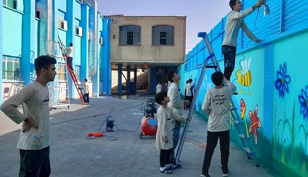 شاداب‌سازی مدارس قم با نقش‌آفرینی 40 نوجوان گروه جهادی فاطمیون