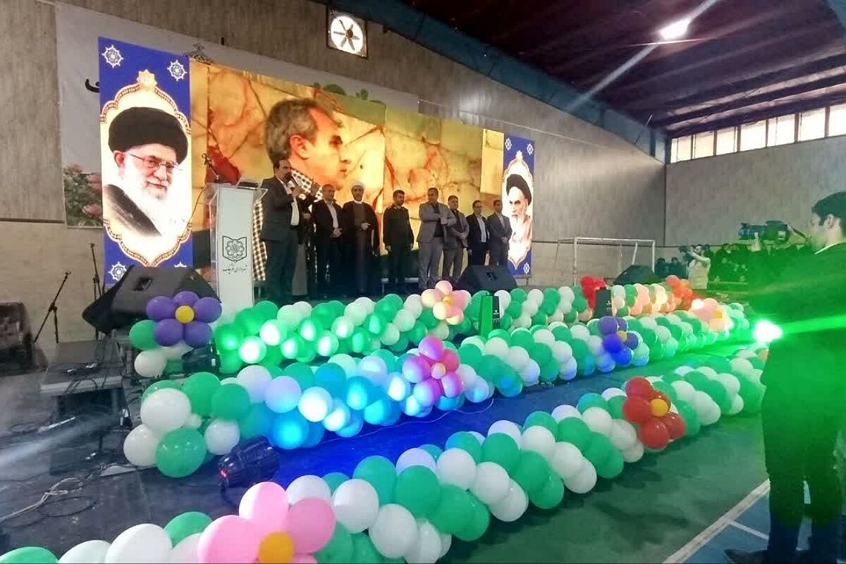 برگزاری جشن بزرگ دختران ایران قوی در شهرستان قرچک 