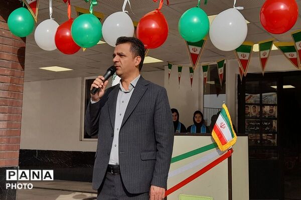 آغاز فصل تازه تعلیم و تربیت در مدرسه‌ای نو؛ افتتاح دبیرستان نمونه دولتی مولود کعبه به دست مدیر آموزش‌وپرورش