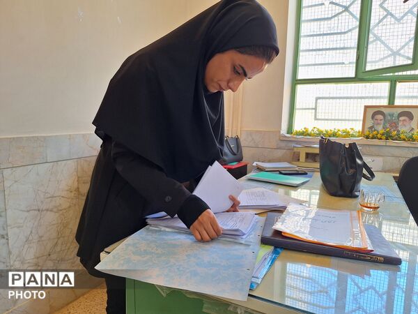 بازدید سرگروه‌ های آموزشی استان چهار محال و بختیاری از مدارس میانکوه