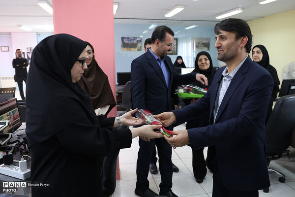 بازدید علی فرهادی سخنگوی وزارت آموزش و پرورش از خبرگزاری پانا