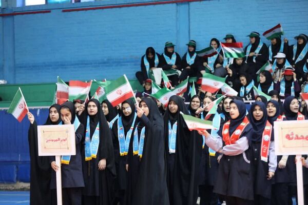 سالن شهید رجایی ورامین میزبان همایش یاوران انقلاب