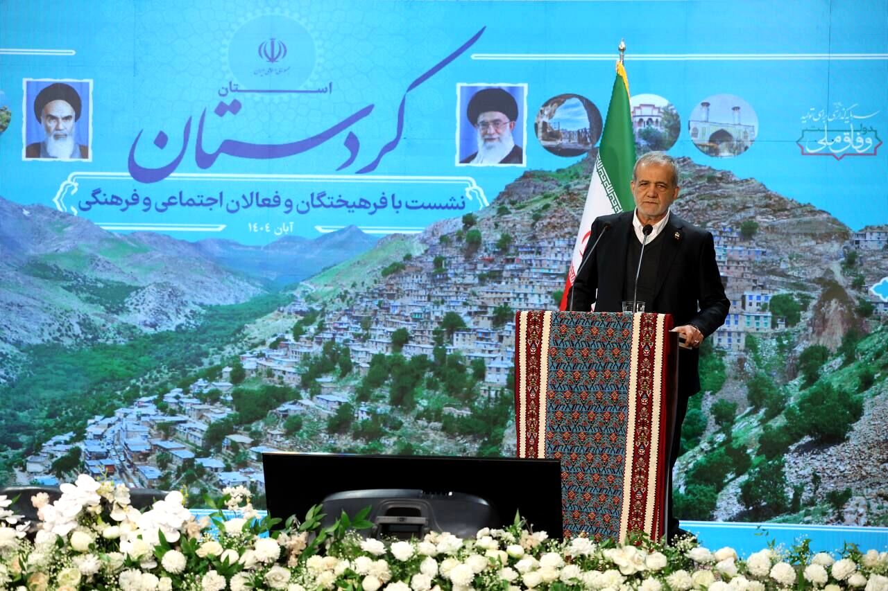 کردستان شایستگی آن را دارد که الگوی توسعه و همدلی در کشور باشد 