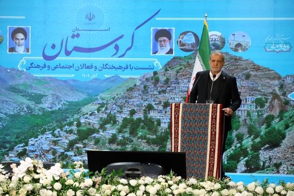 کردستان شایستگی آن را دارد که الگوی توسعه و همدلی در کشور باشد 