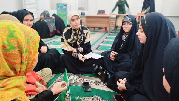 دانش‌آموزان در تریبون آزاد، نقدهای خود را به مسئولان مطرح کردند