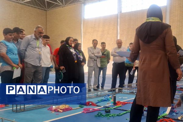 مسابقات بازی‌های فکری رویش مرحله استانی در شیراز