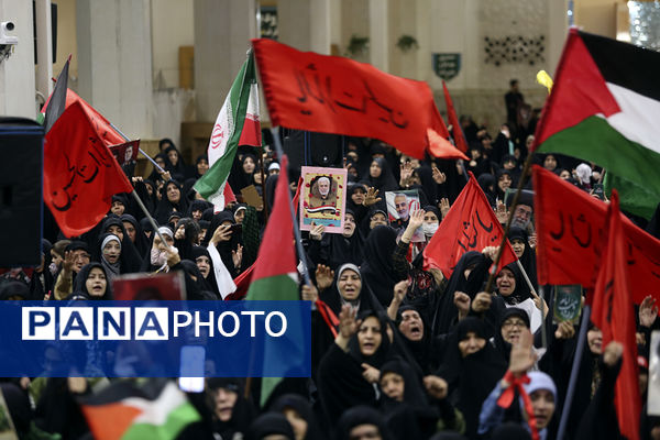 مراسم بزرگداشت شهید سیدحسن نصرالله ویژه بانوان در حرم حضرت معصومه(س) 