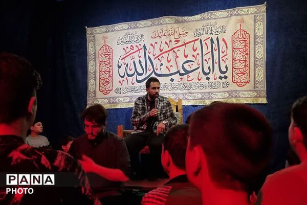آیین عزاداری دهه سوم ماه محرم در هیئت صالحان بهشتی شهریار 