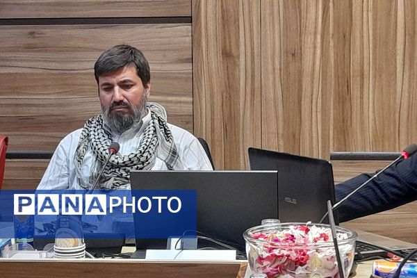 برگزاری مراسم بدرقه کاروان دانش آموزی حج عمره