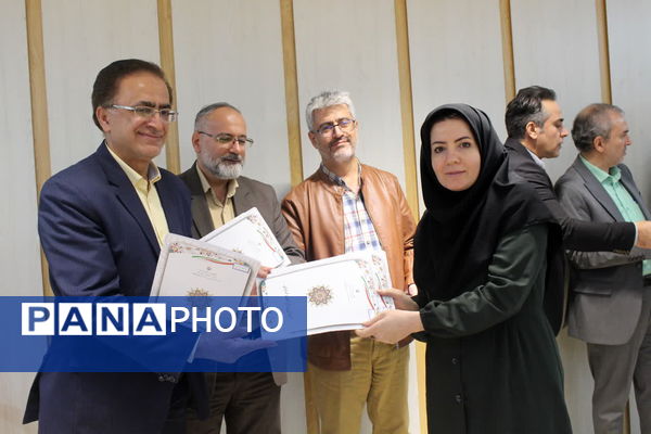 تجلیل از برترین‌های تدریس و یادگیری در جشن نوآوری و خلاقیت در آموزش