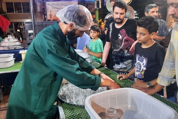 صد و بیستمین شب خدمت، چایخانه حضرت زهرا (س) در مسجد جامع نیشابور
