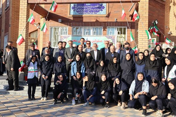 آیین افتتاح دبیرستان دخترانه ۱۲ کلاسه حضرت صدیقه طاهره (س) در اردبیل