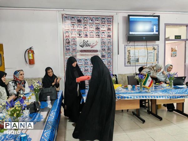 میزبانان فیزیکی، مهمانان مجازی، قاب‌بندی نوین هفته معلم در طلیعه شاهد