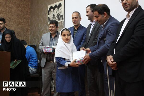 تجلیل از پیشگامان طرح ملی حامی در خواجه