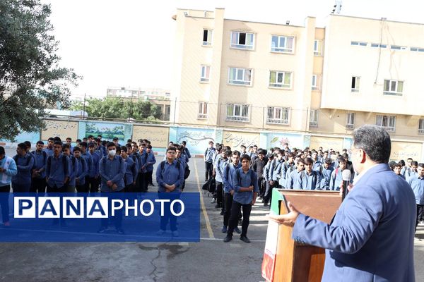 افتتاح چایخانه رضوی در مدرسه مکتبی با حضور مدیریت آموزش و پرورش منطقه ۱۴