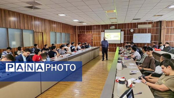 آموزش تولید محتوا و تدوینگری با تلفن همراه ویژه خبرنگاران پایتخت