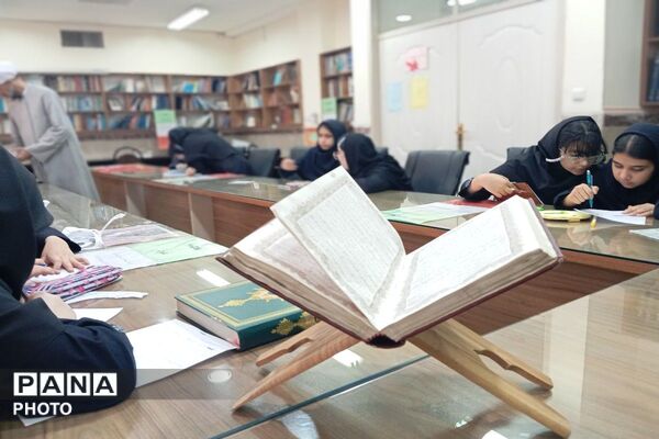 سه‌شنبه‌های مهدوی فرزانگان ورامین