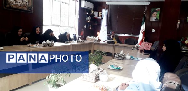 تقدیر از برگزیدگان طرح آموزش فن بیان، اجرا و سخنوری در شهرستان طرقبه شاندیز