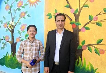 زنگ نمادین در مدارس و دبیرستان های اصفهان زده شد