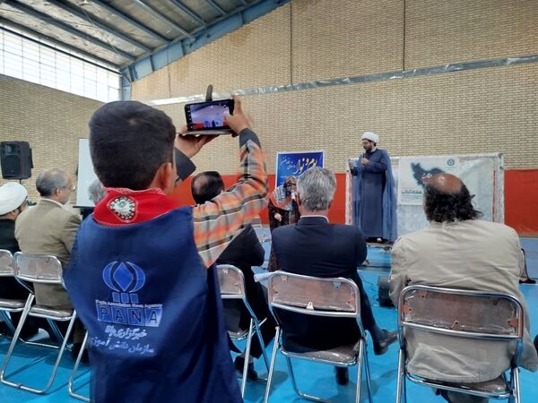 حضور پر شور خبرنگاران پانا در جشن کتاب روستای فدافن