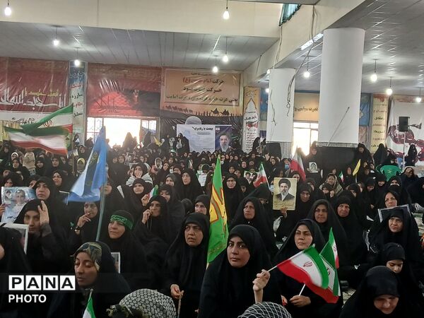 بیعت بانوان جیرفت‌زمین با رهبر انقلاب اسلامی