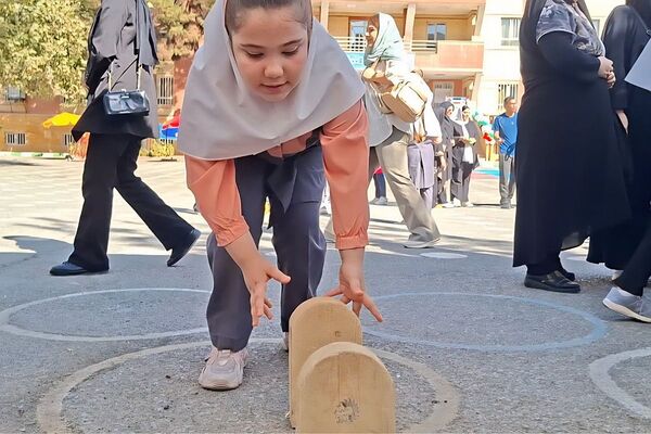 طرح میدان پویا در دبستان مهر شهریار برگزار شد