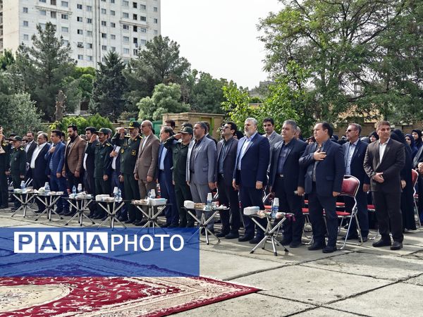 زنگ «سپاس معلم» در کرمانشاه 