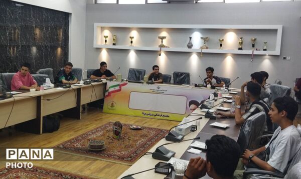 حضور پسران در دوازدهمین دوره جشنواره خوارزمی در محور تربیت بدنی 