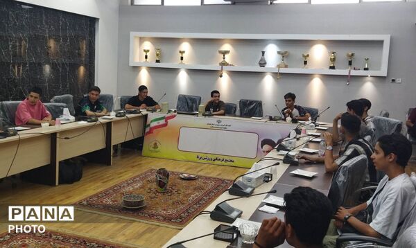 حضور پسران در دوازدهمین دوره جشنواره خوارزمی در محور تربیت بدنی 