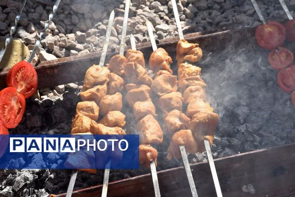  شبی به یادماندنی برای دانش آموزان دبیرستان شهید دکتر رمضانخانی یزد