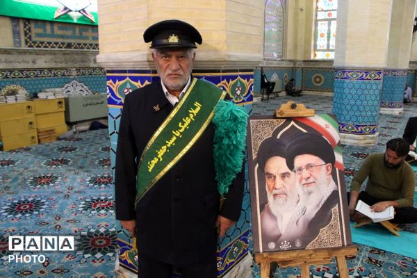 محفل جزء خوانی قرآن در امامزاده سید جعفر محمد یزد