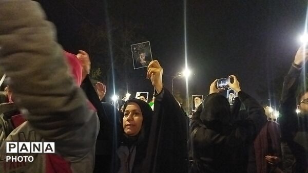 قاب هایی از حضورـ۳