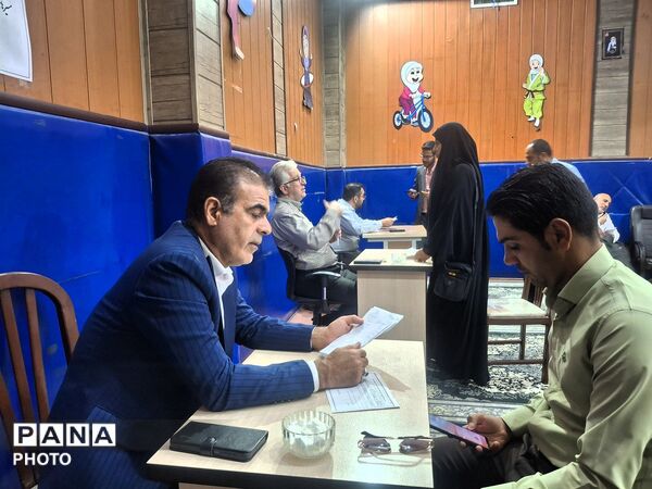 مرحله دوم سازماندهی نیروی انسانی آموزش ابتدایی با هدف توزیع مطلوب نیرو در تبادکان
