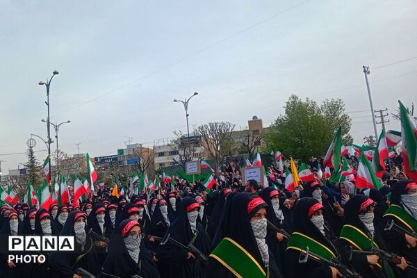 اجتماع بزرگ دختران ایران به مناسبت ولادت حضرت معصومه (س) و روز دختر در پردیس