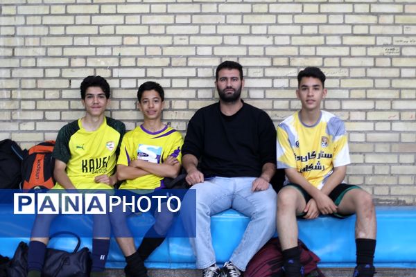 مسابقات قهرمانی فوتسال در منطقه کهریزک 