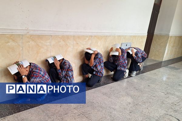 مانور زلزله در دبستان معارف 6 ناحیه 3