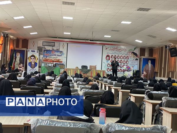 همایش هفته بسیج دانش‌آموزی در مه‌ولات