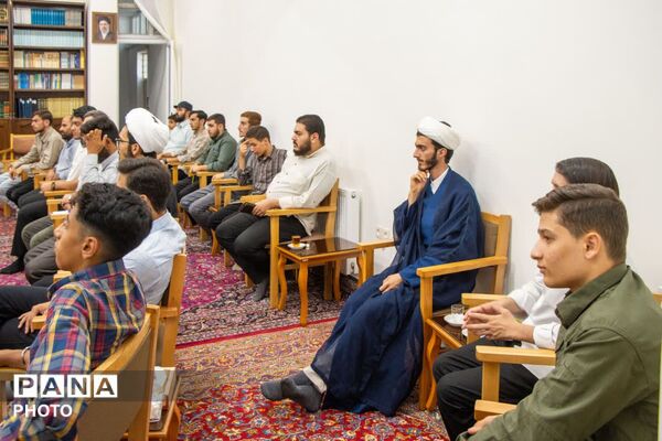 جلسه لیگ فوتسال نوجوانان مساجد فعال زنجان