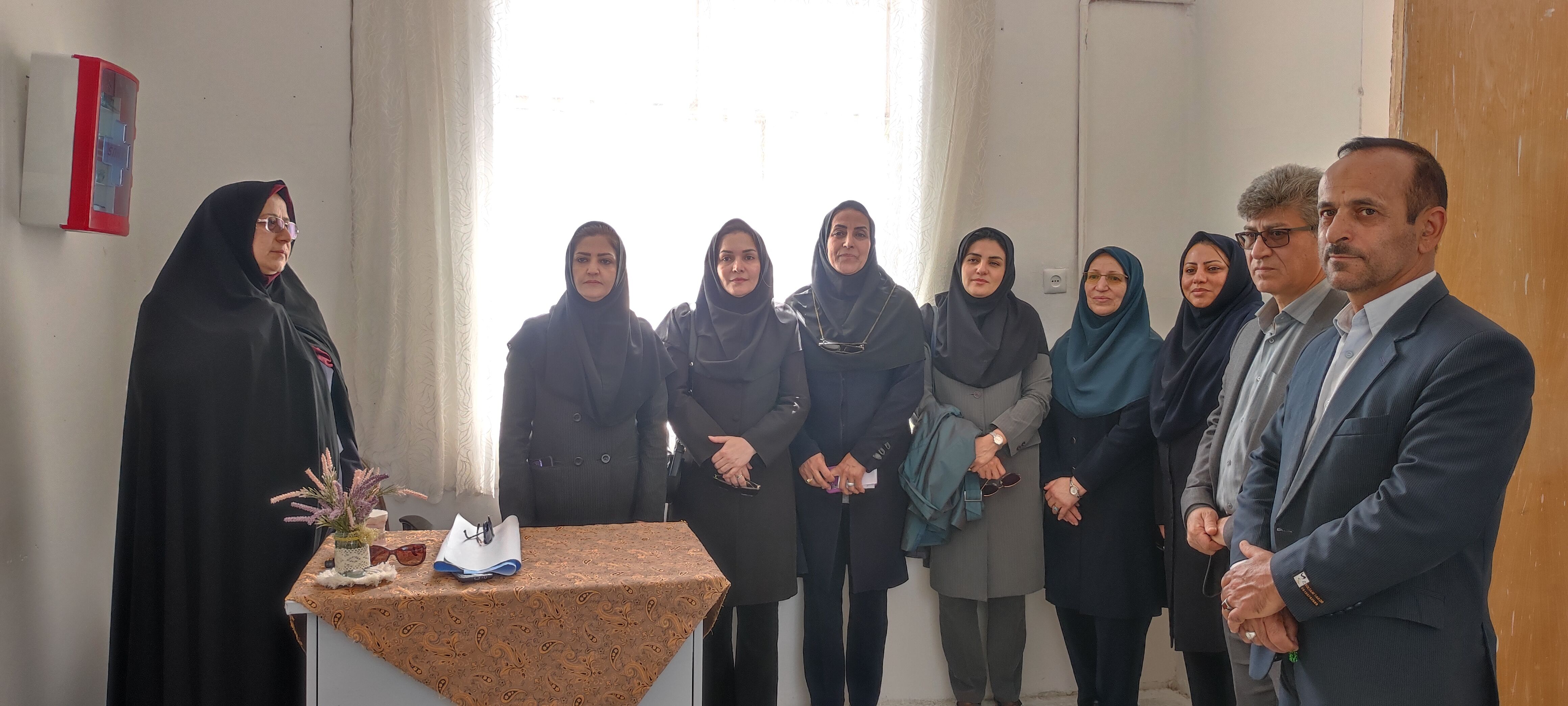 نواختن زنگ سلامت در مدرسه دخترانه ضحی ۱ شهرستان شیروان