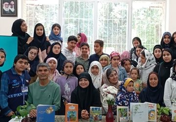 درخت مقاومت؛ کلاس شعر و داستان برای یاد دادن پایداری به آینده‌سازان شیراز

