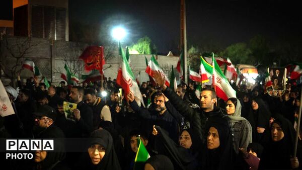 تجمعات عظیم مردمی نسبت به استکبار جهانی در کرج