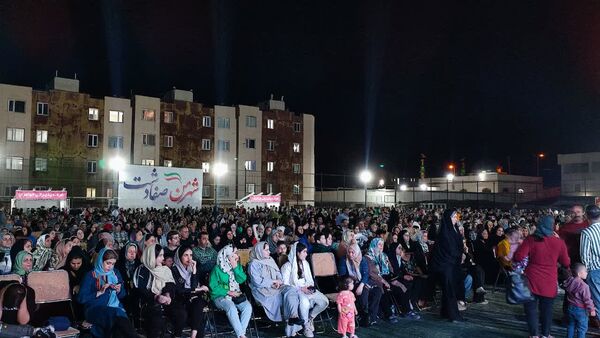 ویژه برنامه دهه کرامت در شهرک امید صفادشت